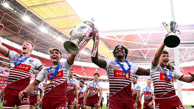 Wigan wins Challenge Cup final 40-10 over Hull KR