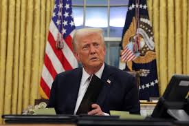 U.S. debt problem worsens as both parties avoid action